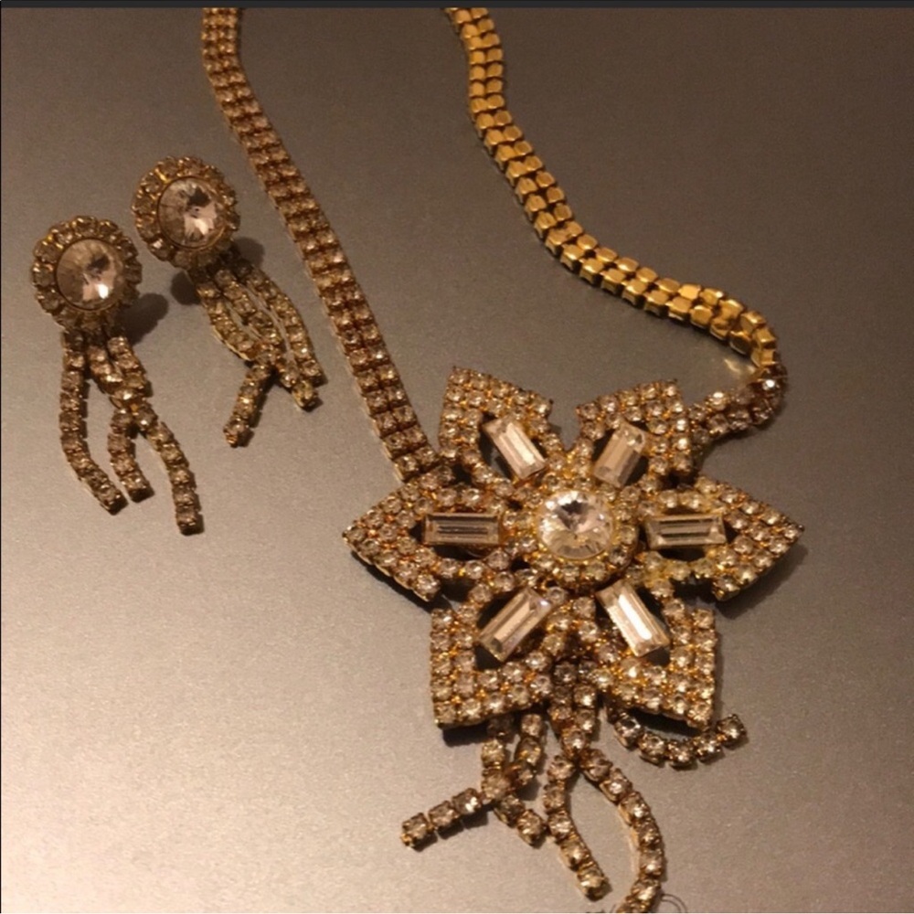 Elegant Gold and Silvertoned Crystal Necklace and Earring Set